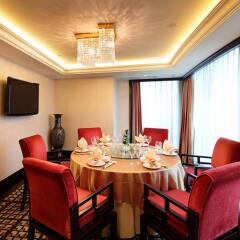 Royal Mediterranean Hotel в номере