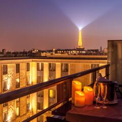 Отель L'Hotel du Collectionneur Arc de Triomphe Франция, Париж - 2 отзыва об отеле, цены и фото номеров - забронировать отель L'Hotel du Collectionneur Arc de Triomphe онлайн балкон