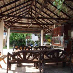 Отель Palm Point Village питание