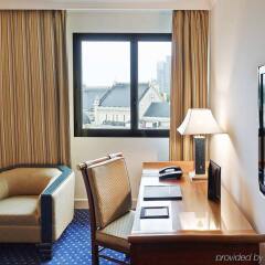 Отель Hilton Hanoi Opera интерьер отеля фото 2
