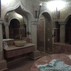 Отель Oread Cave Suites бассейн