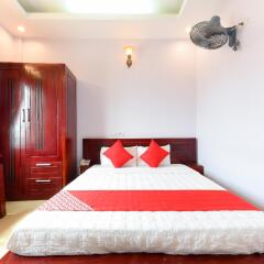 OYO 230 Titanic Hotel Ханой комната для гостей
