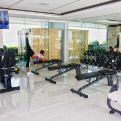 Отель The Peak Towers Pattaya Паттайя фитнесс-зал