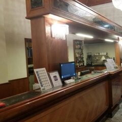 Embassy Hotel интерьер отеля фото 3