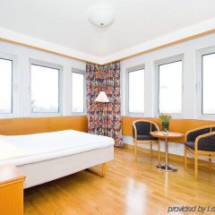 2Home Stockholm South in Arsta, Sweden from 78$, photos, reviews - zenhotels.com guestroom photo 3