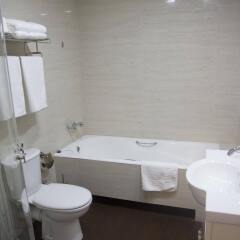 Hotel Shirak in Yerevan, Armenia from 96$, photos, reviews - zenhotels.com bathroom