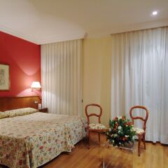 Отель Regencia Colón Испания, Барселона - 5 отзывов об отеле, цены и фото номеров - забронировать отель Regencia Colón онлайн комната для гостей фото 3