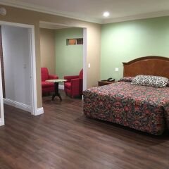 Отель American Inn & Suites LAX Airport комната для гостей