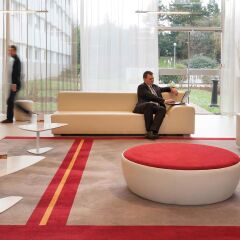Hotel Mercure Paris Le Bourget парковка