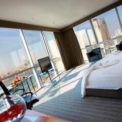 Отель Hilton Dubai Creek фитнесс-зал фото 4