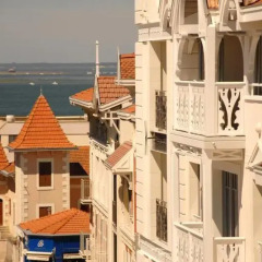 Отель Residhome Arcachon Plazza пляж