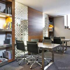 AC Hotel Recoletos by Marriott интерьер отеля