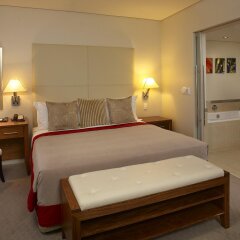 Southern Sun Elangeni & Maharani in Durban, South Africa from 105$, photos, reviews - zenhotels.com guestroom