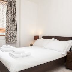 Отель Lovely 1 Bed Self-Contained Flat in Greenwich ванная