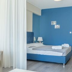 Отель Ermou Suites by Livin Urbban комната для гостей фото 16