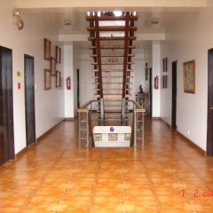 Отель Potter's Ridge Tagaytay Hotel Филиппины, Тагайтай - отзывы, цены и фото номеров - забронировать отель Potter's Ridge Tagaytay Hotel онлайн интерьер отеля фото 3
