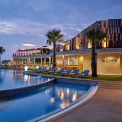 Mövenpick Siam Hotel Na Jomtien Pattaya бассейн