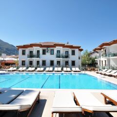Fethiye Park Hotel бассейн