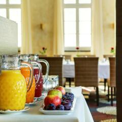 Отель Steigenberger Hotel de Saxe Германия, Дрезден - отзывы, цены и фото номеров - забронировать отель Steigenberger Hotel de Saxe онлайн питание фото 2