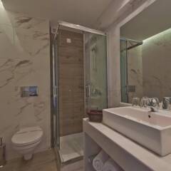 Отель Alexia Premier City Hotel - Adults Only Греция, Родос - отзывы, цены и фото номеров - забронировать отель Alexia Premier City Hotel - Adults Only онлайн ванная