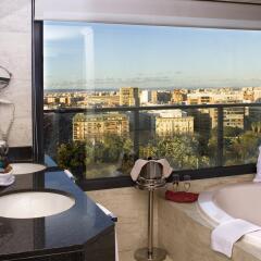 Отель Sevilla Center Испания, Севилья - 3 отзыва об отеле, цены и фото номеров - забронировать отель Sevilla Center онлайн ванная