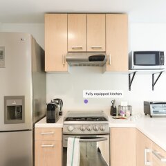Апартаменты Bright 2BR Condesa Apartment With Balcony Мехико в номере