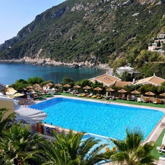 Ithea Suites Hotel бассейн фото 3