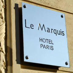 Отель Le Marquis Eiffel Париж парковка
