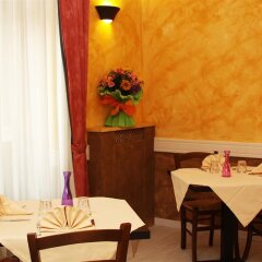 Petit Hotel Пьяченца питание