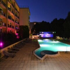 Отель Dana Palace Болгария, Золотые пески - отзывы, цены и фото номеров - забронировать отель Dana Palace онлайн бассейн фото 2