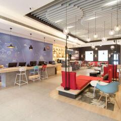 Ibis Xian Xingqing Palace Park Hotel гостиничный бар