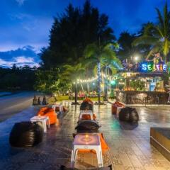 Отель Kaw Kwang Beach Resort фото 7