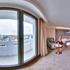 Huatian Chinagora Hotel балкон