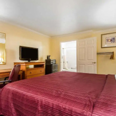 Отель Quality Inn And Suites Gilroy США, Гилрой - отзывы, цены и фото номеров - забронировать отель Quality Inn And Suites Gilroy онлайн