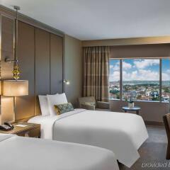 Renaissance Polat Istanbul Hotel комната для гостей фото 4