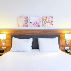Отель Hilton Garden Inn Brussels City Centre Бельгия, Брюссель - 4 отзыва об отеле, цены и фото номеров - забронировать отель Hilton Garden Inn Brussels City Centre онлайн комната для гостей