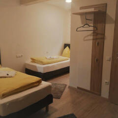 Отель Ferienwohnung Yassi сейф в номере
