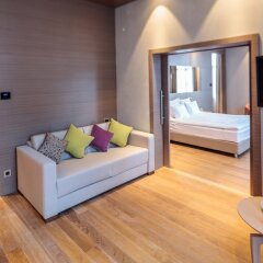 Gorky Art Premium Hotel комната для гостей