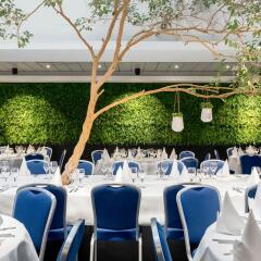 Отель Four Points by Sheraton Brussels фото 2