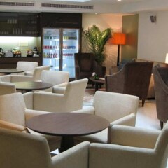 Отель Oakwood Residence Sukhumvit 24 Бангкок фото 12