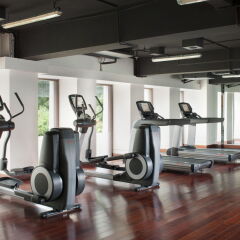 Padma Hotel Bandung фитнесс-зал фото 2
