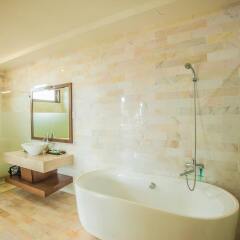 Отель Arcadia Phu Quoc Resort ванная фото 2