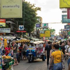 Отель Sawasdee Bangkok Inn городской автобус