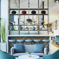 Отель Courtyard by Marriott Luton Airport гостиничный бар