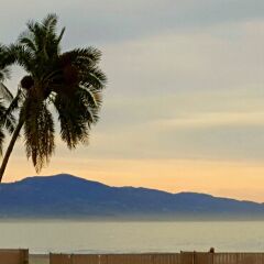 Pacific Crest Hotel Santa Barbara пляж