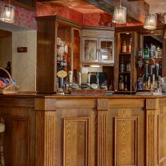 Best Western Crown Hotel гостиничный бар