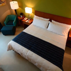 Отель Holiday Inn Express Cabo San Lucas Мексика, Кабо-Сан-Лукас - отзывы, цены и фото номеров - забронировать отель Holiday Inn Express Cabo San Lucas онлайн комната для гостей фото 5