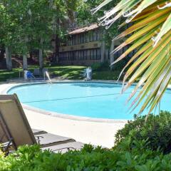 Отель Best Western Valencia Inn США, Санта-Кларита - отзывы, цены и фото номеров - забронировать отель Best Western Valencia Inn онлайн бассейн фото 2