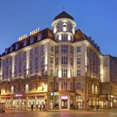 Dw Piast Hostel Вроцлав вид на фасад