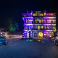 Отель Tangalwood Boutique Hotel Непал, Катманду - отзывы, цены и фото номеров - забронировать отель Tangalwood Boutique Hotel онлайн парковка